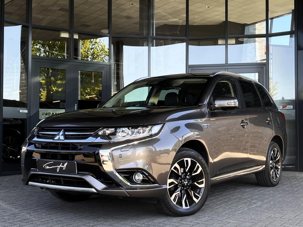 Mitsubishi OUTLANDER 2.0 PHEV - TREKH. - CAMERA, Auto's, Mitsubishi, Bedrijf, Outlander, 4x4, ABS, Airbags, Airconditioning, Bluetooth
