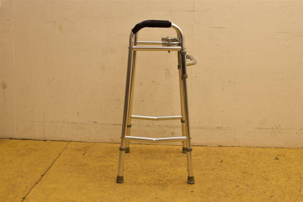 Invacare opvouwbaar looprek 46142, Diversen, Verpleegmiddelen, Ophalen of Verzenden, Gebruikt