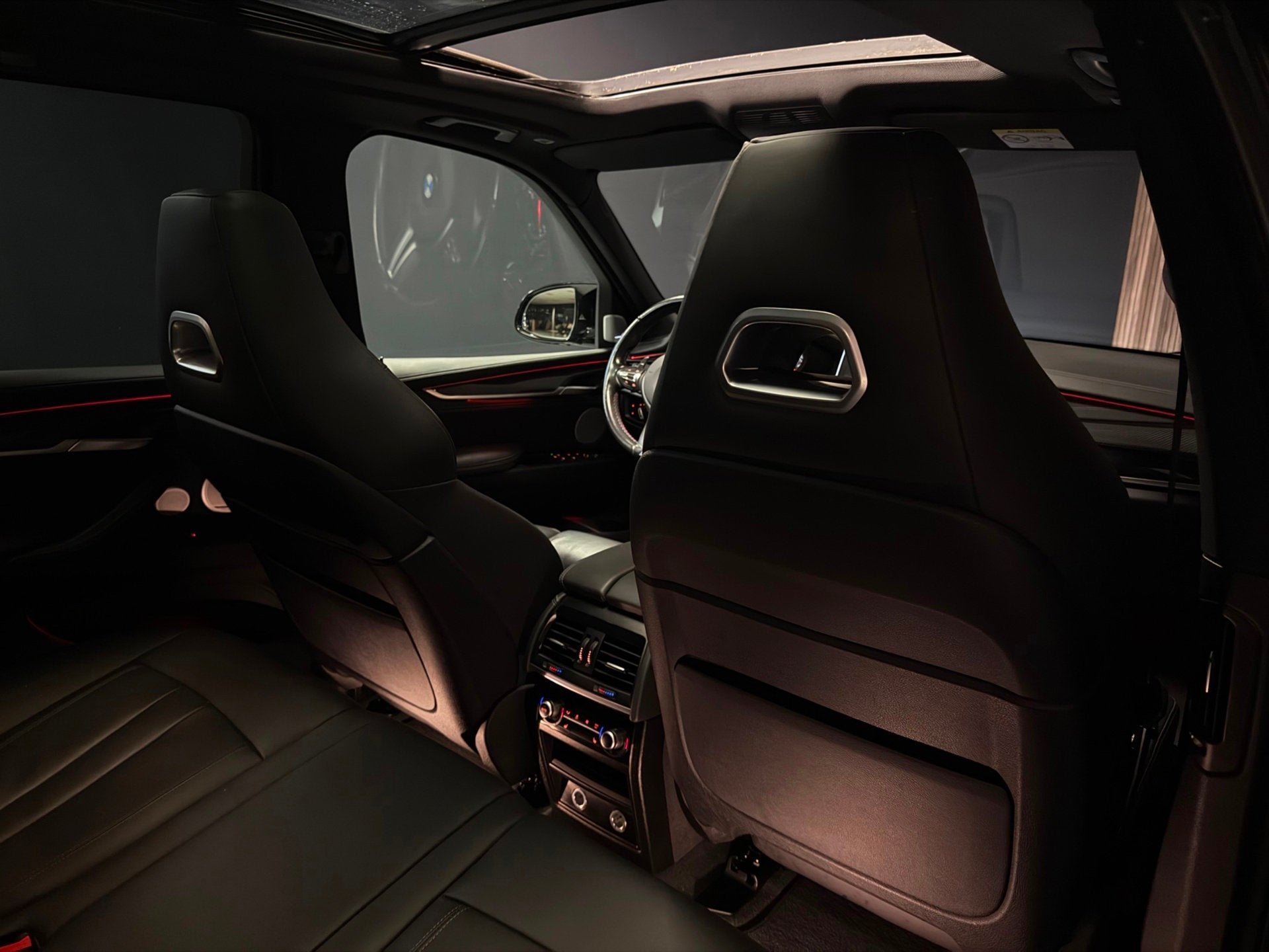 BMW X5M 4.4 V8|MOSSELMAN GETUNED|800PK|B&O|CARBON|PANORAMADA, Auto's, Automaat, Dealer onderhouden, Gebruikt, 800 pk