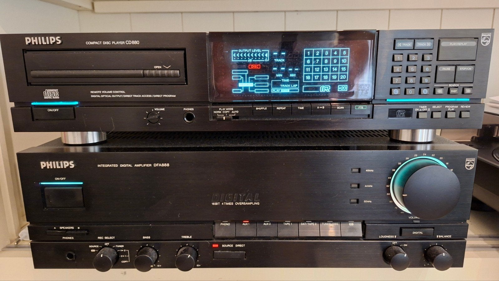 Philips DFA888 en CD880, Ophalen, Gebruikt, 60 tot 120 watt, Overige merken