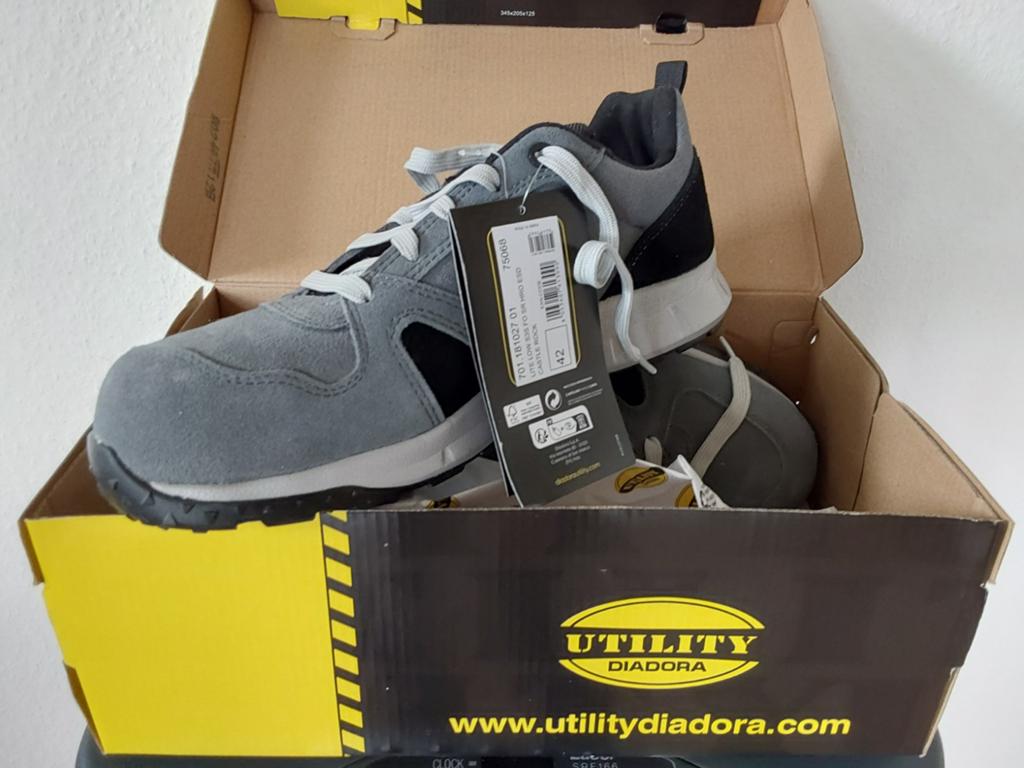 Werkschoenen, Ophalen, Nieuw