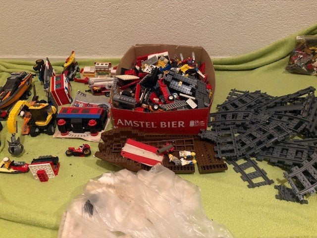 Grote partij Lego treinen en onderdelen en diversen auto's, Gebruikt, Overige thema's, Lego, Ophalen of Verzenden