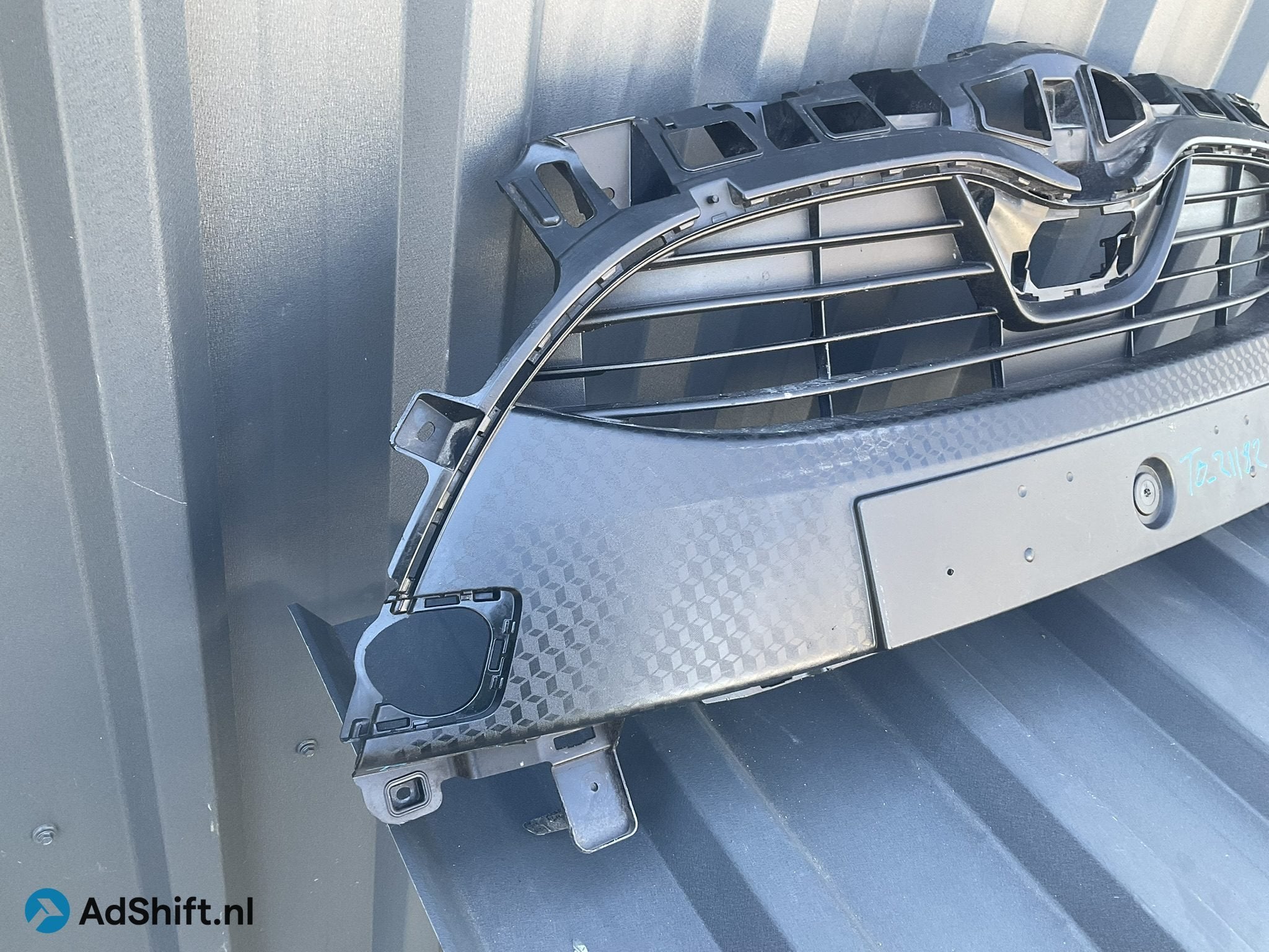 BUMPER GRILL Toyota Yaris atrapa 53101-K0010 GRIL TO 21182