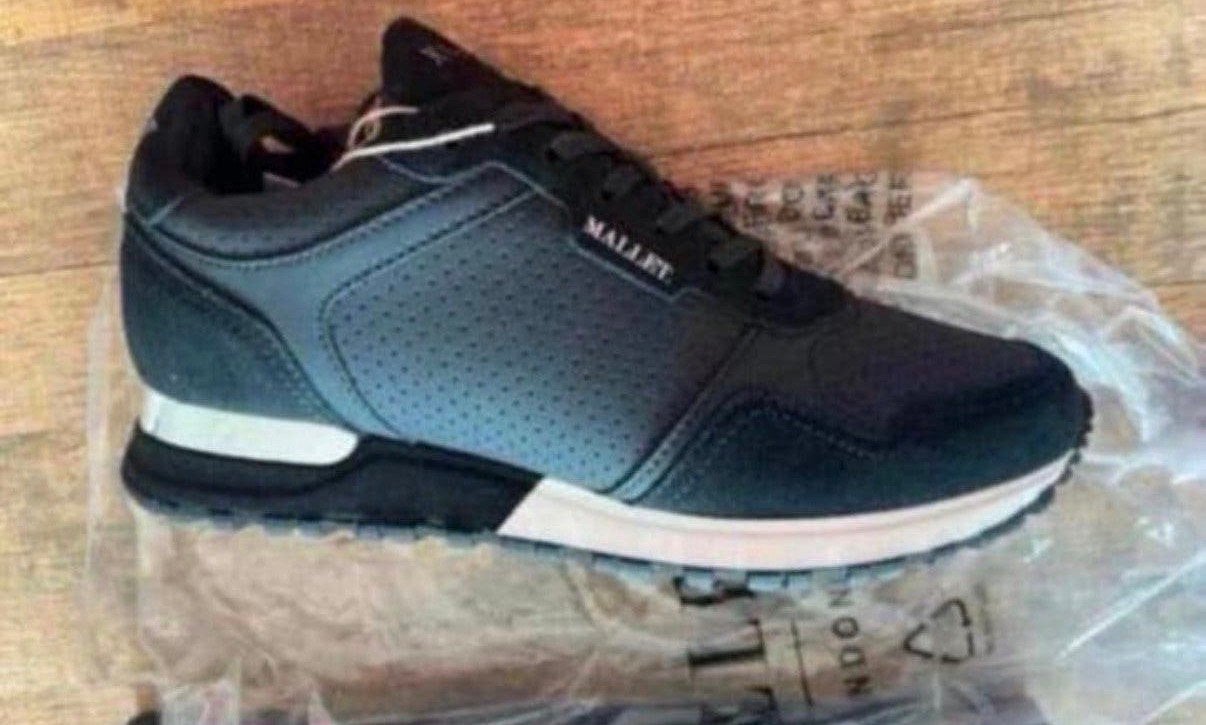 Mallet london maat 40 Nieuw in doos, Zwart, Nieuw, Ophalen of Verzenden, Sneakers of Gympen