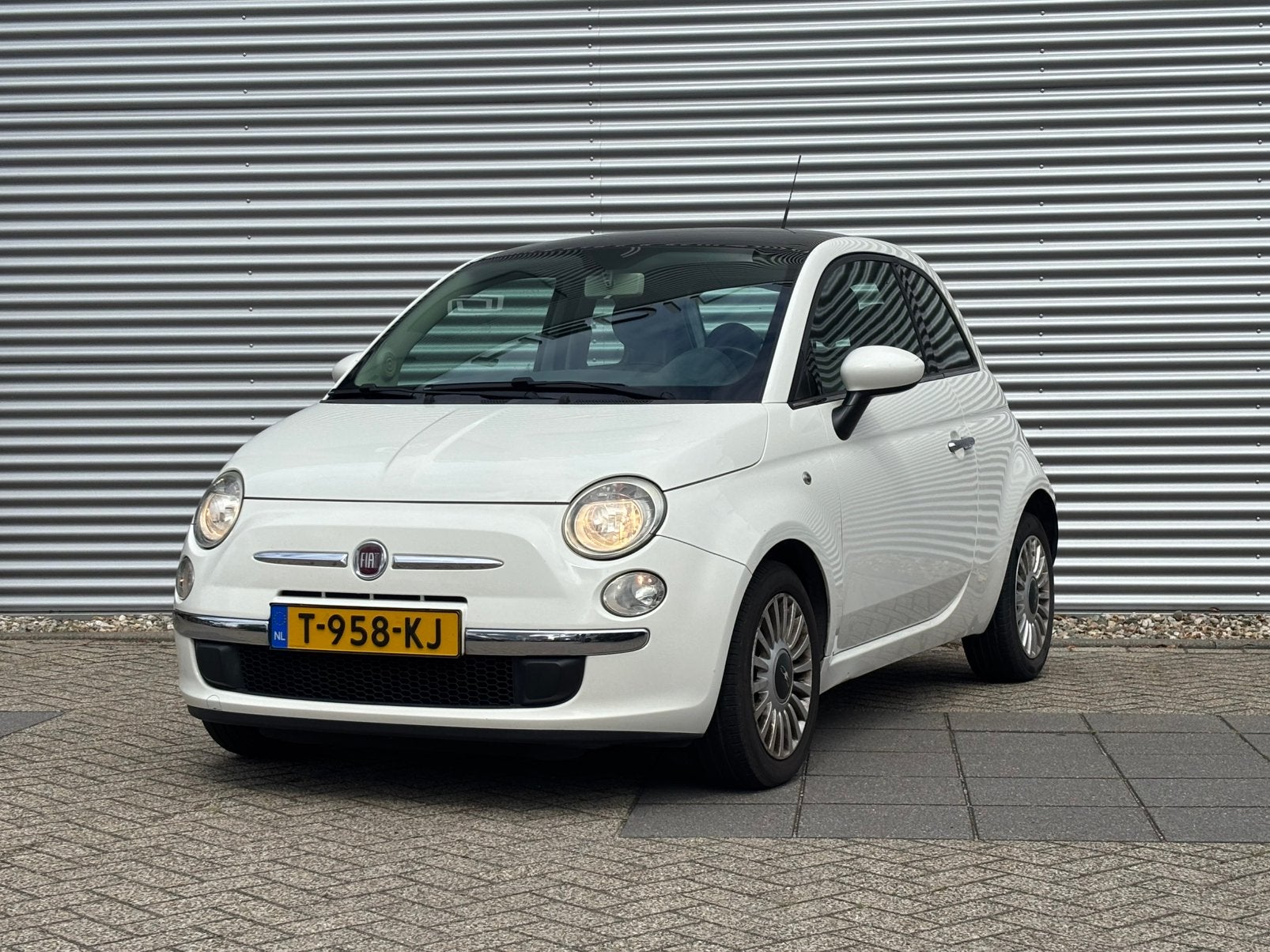 Fiat 500 1.2 C 2008 wit | Airco | Panoramadak |, Auto's, Voorwielaandrijving, 1242 cc, 4 cilinders, 840 kg