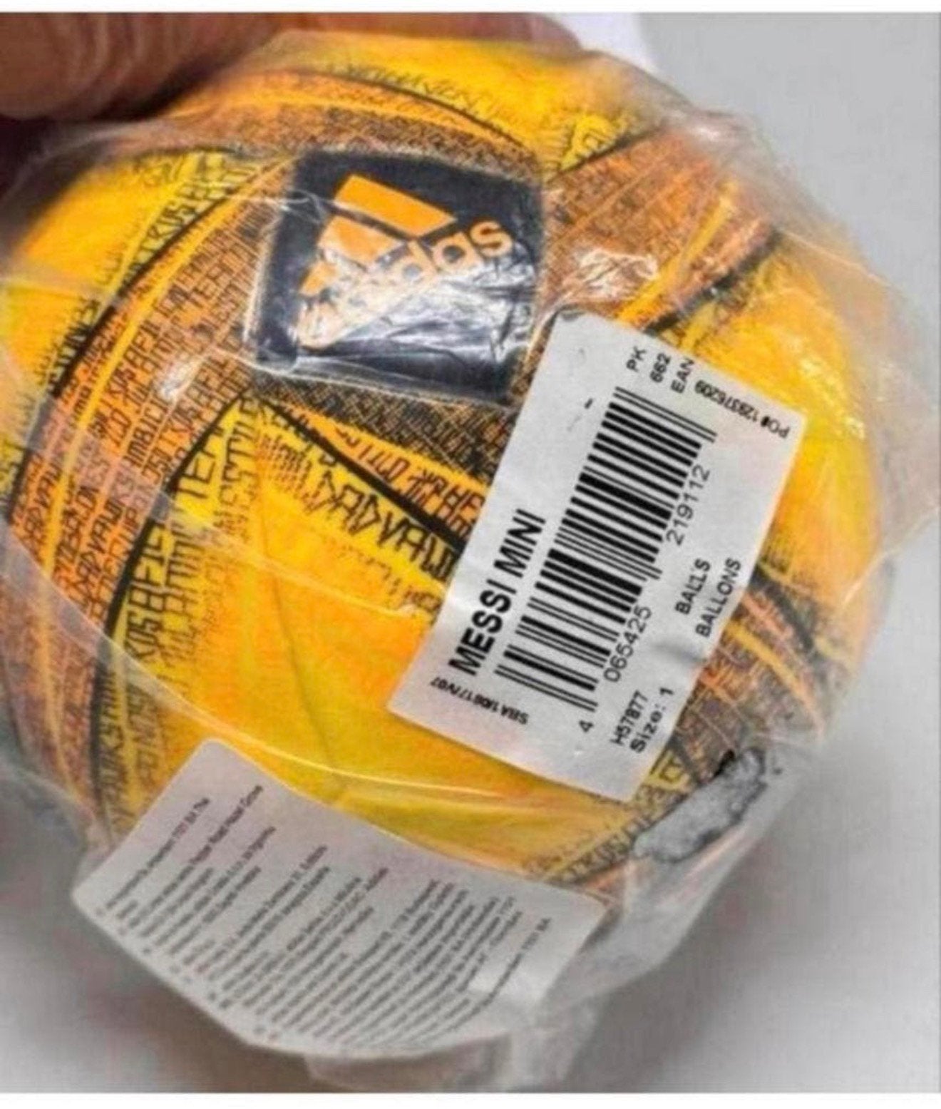 adidas Messi Mini Soccer Ball Size 1 bal H57877 voetbal bal, Nieuw, Ophalen of Verzenden, M, M