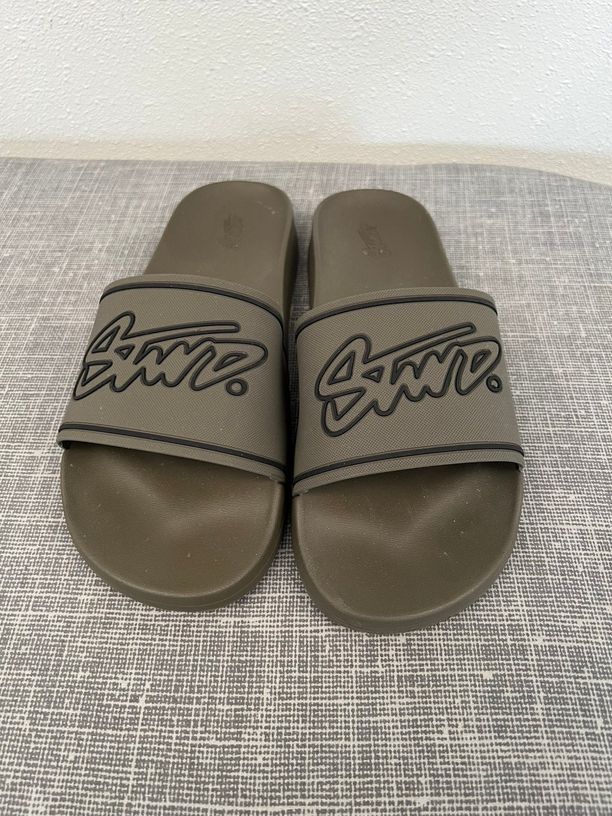 Pull and bear slippers, Kleding | Heren, Schoenen, Slippers, Overige kleuren, Verzenden, Zo goed als nieuw