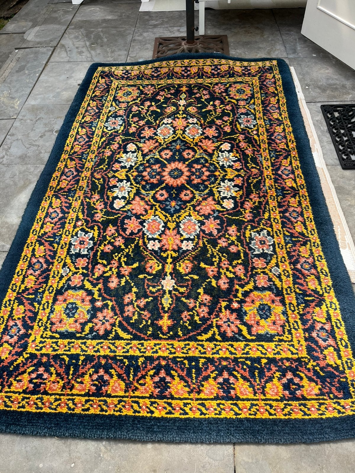 Bloementapijt kleed wol met bloemen, Ophalen, Zo goed als nieuw, Rechthoekig, 200 cm of meer