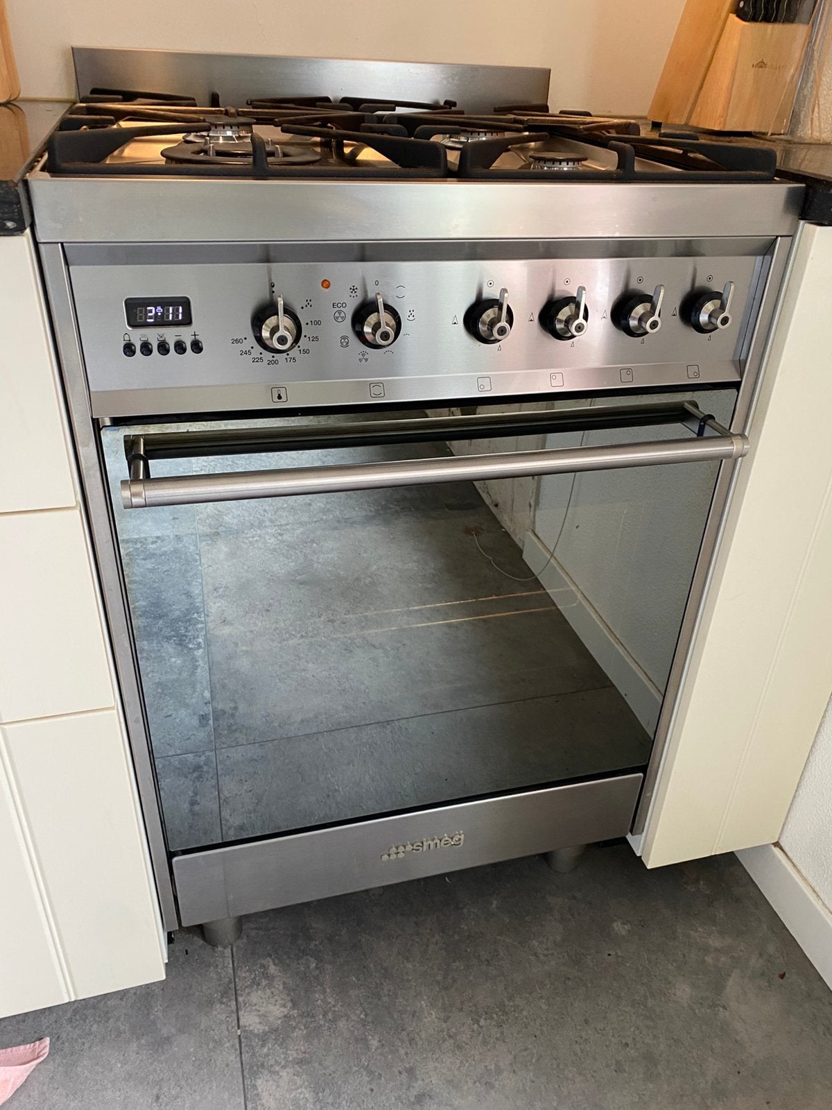 SMEG fornuis, Witgoed en Apparatuur, Fornuizen, Ophalen, Gebruikt, 60 cm of meer, 4 kookzones