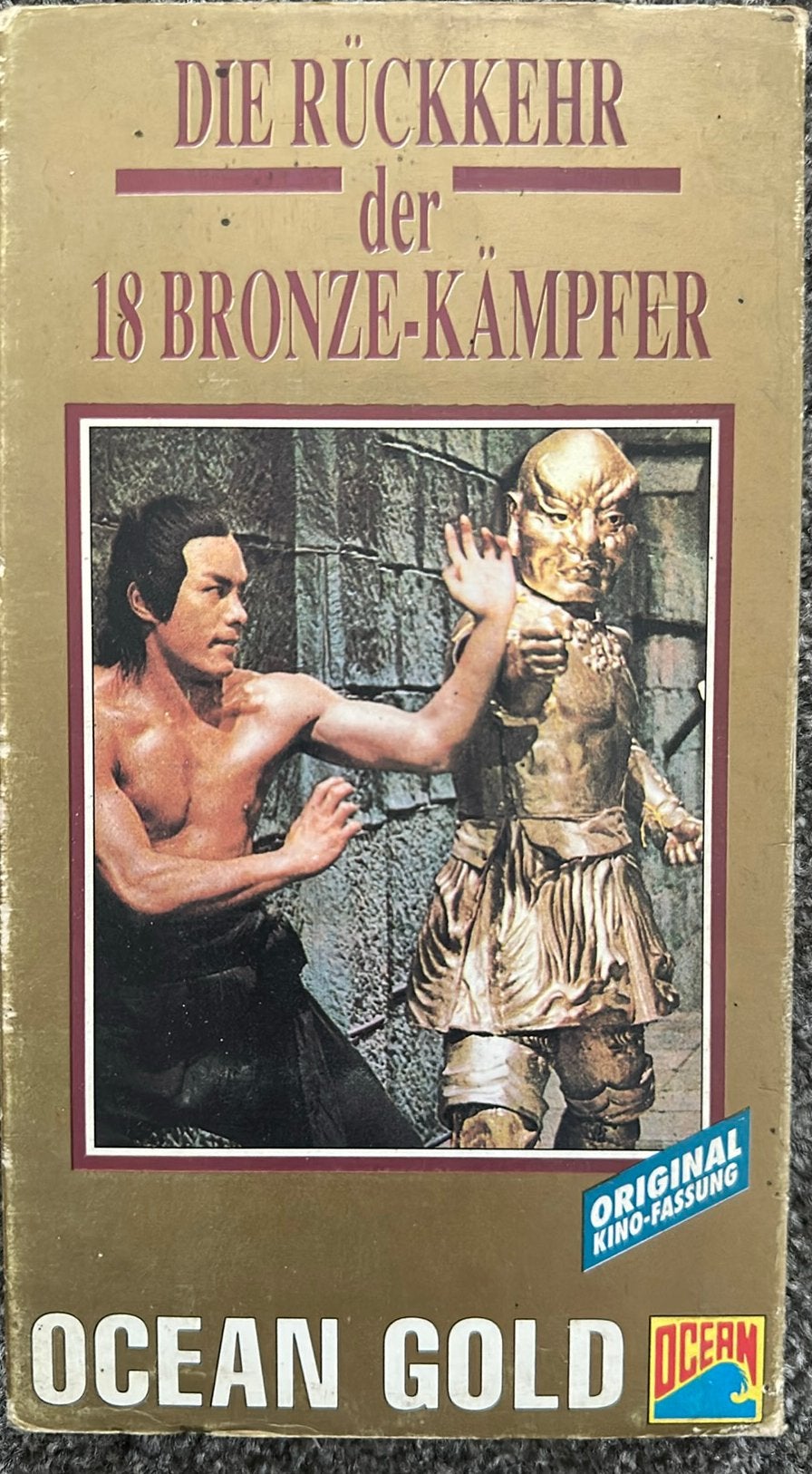 VHS Video -Rückkehr der 18 Bronze-Kämpfer, Cd's en Dvd's, VHS | Film, Vanaf 16 jaar, Ophalen of Verzenden, Zo goed als nieuw, Actie en Avontuur
