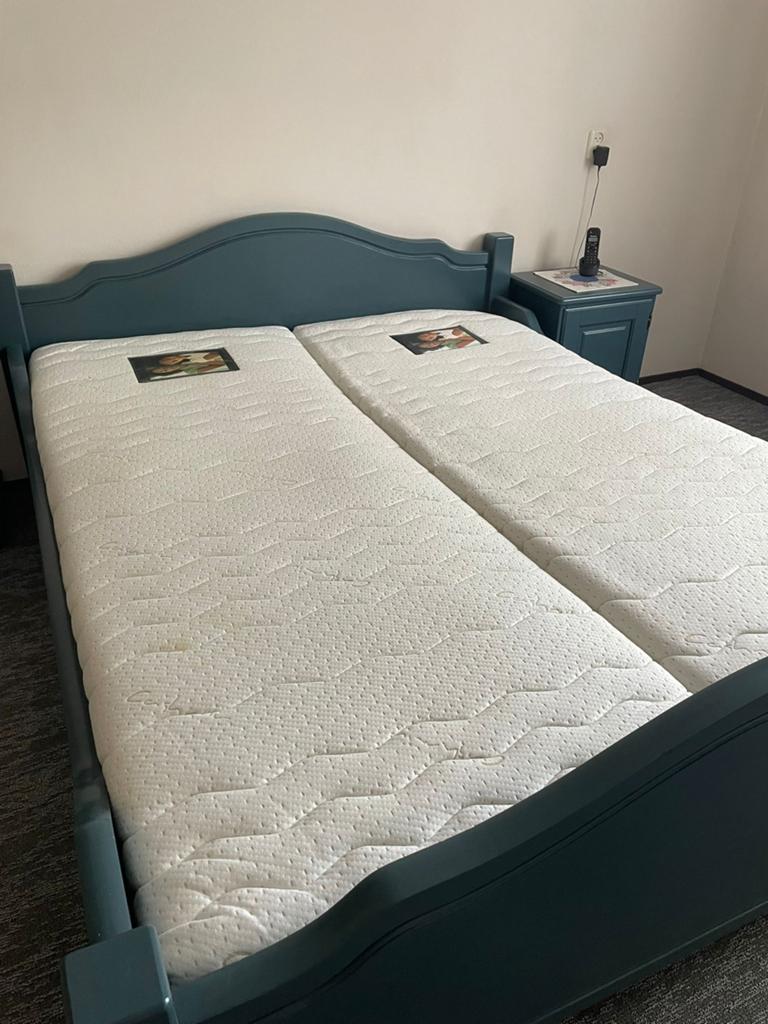 Twee eenpersoons cashmir matrassen, Huis en Inrichting, Slaapkamer | Matrassen en Bedbodems, Ophalen, Eenpersoons, Zo goed als nieuw