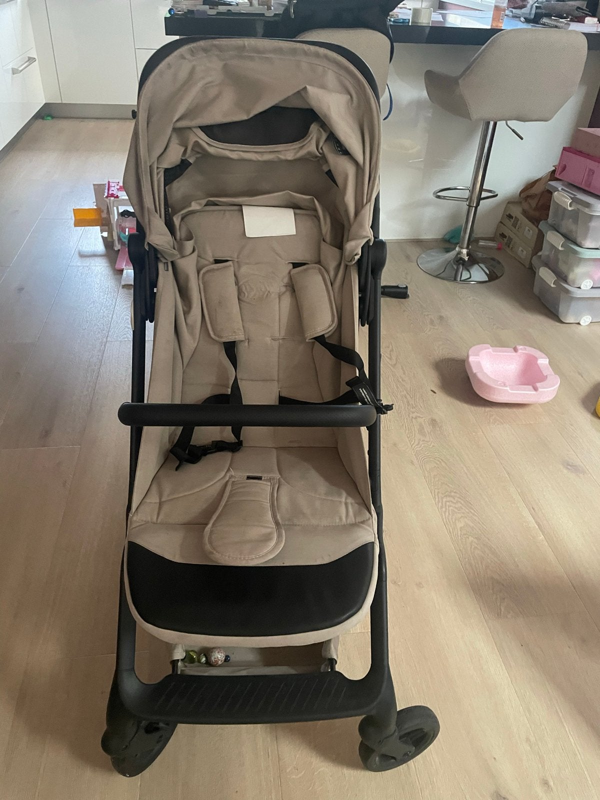 Qute Buggy Inklapbaar - Zo goed als nieuw met regenhoes, Kinderen en Baby's, Ophalen, Zo goed als nieuw, Overige merken, Regenhoes