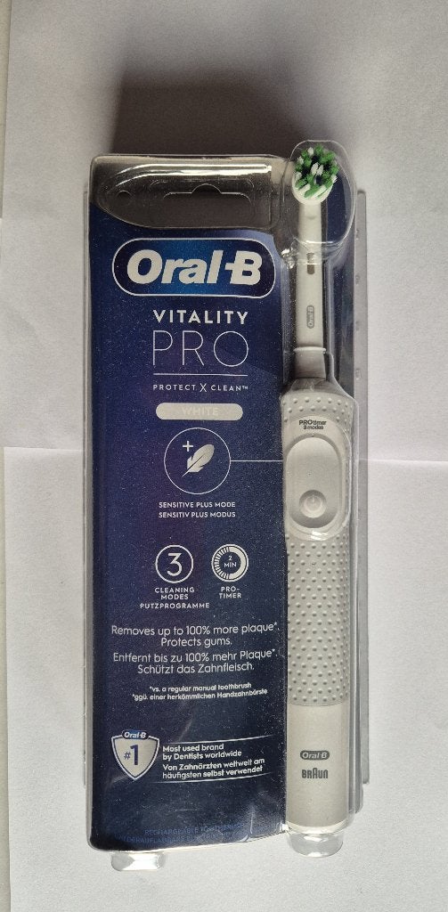 Oral-B Vitality PRO Elektrische Tandenborstel Wit, Ophalen of Verzenden, Nieuw, Tandenborstel
