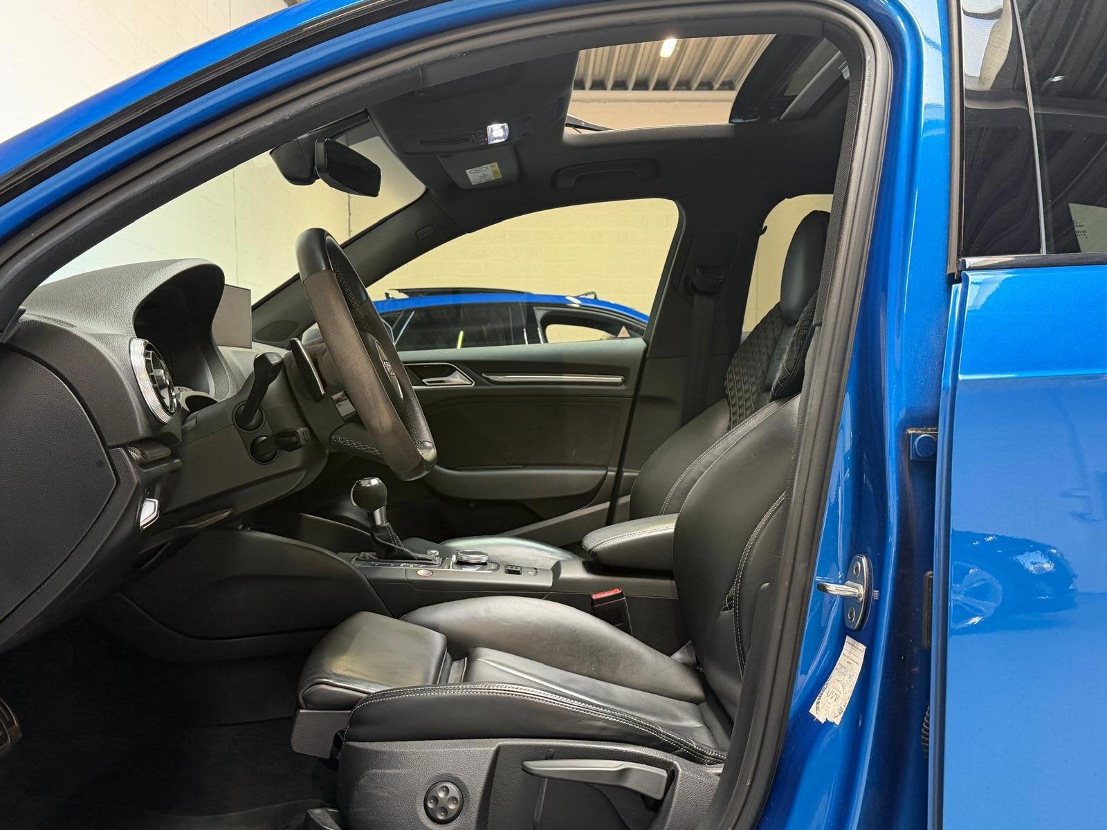 Audi A3 Sportback 2.5 TFSI RS 3 quattro - PANORAMADAK - VIRT, Dealer onderhouden, Gebruikt, RS3, Blauw