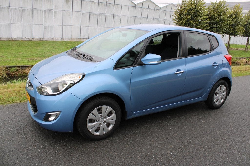 Hyundai Ix20 1.4i i-Motion Blue-Drive, Voorwielaandrijving, Euro 5, Gebruikt, 1396 cc