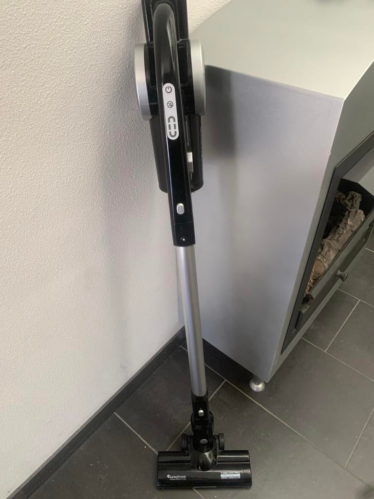 Turbotronic VS777 Draadloze Steelstofzuiger 22.2V, Ophalen, Gebruikt, Stofzuiger, Minder dan 1200 watt