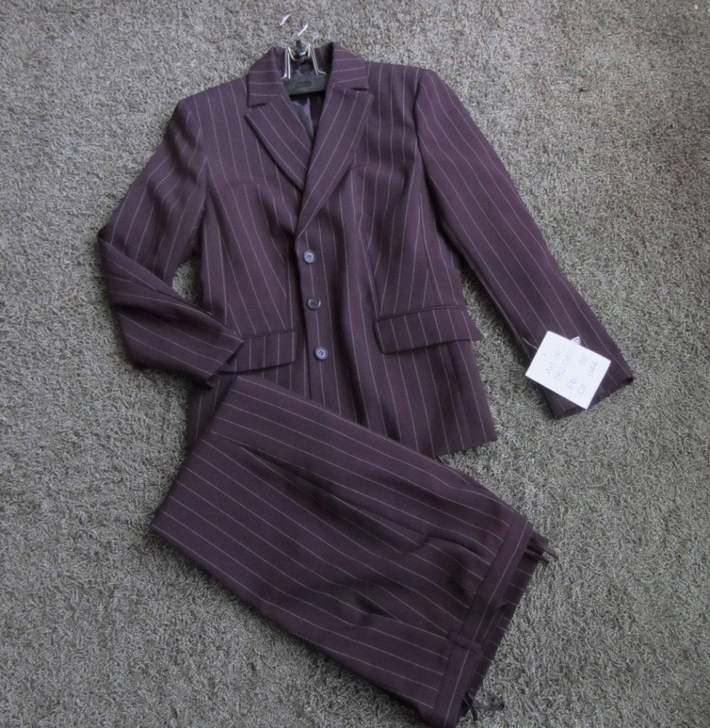 Dames KOSTUUM. NIEUW!, Maat 38/40 (M), Kostuum of Pak, Bruin, Nieuw