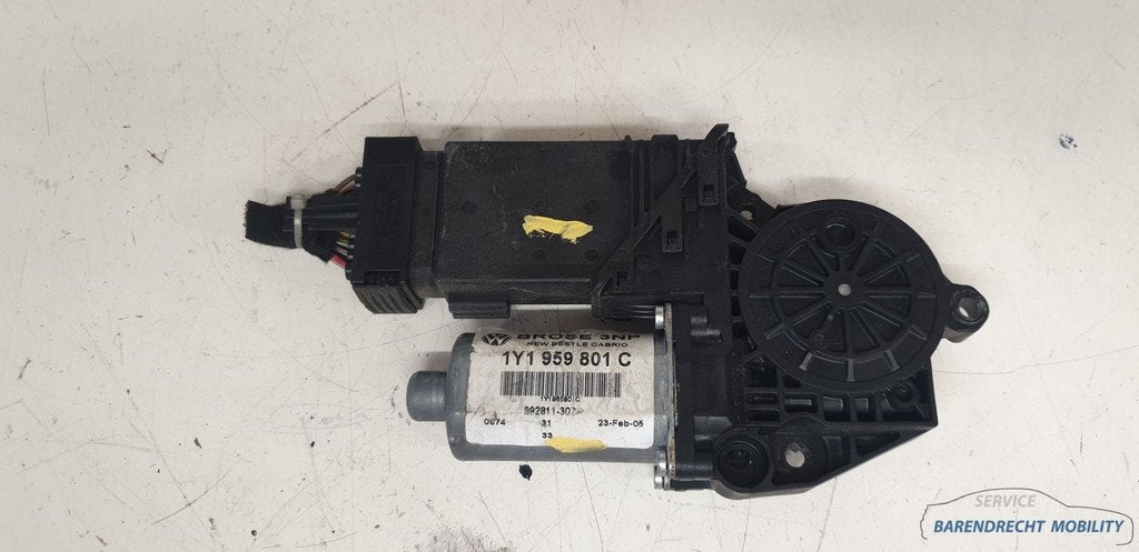 Raammotor Beetle cabrio VW links voor LV 1Y1959801C bestuurd