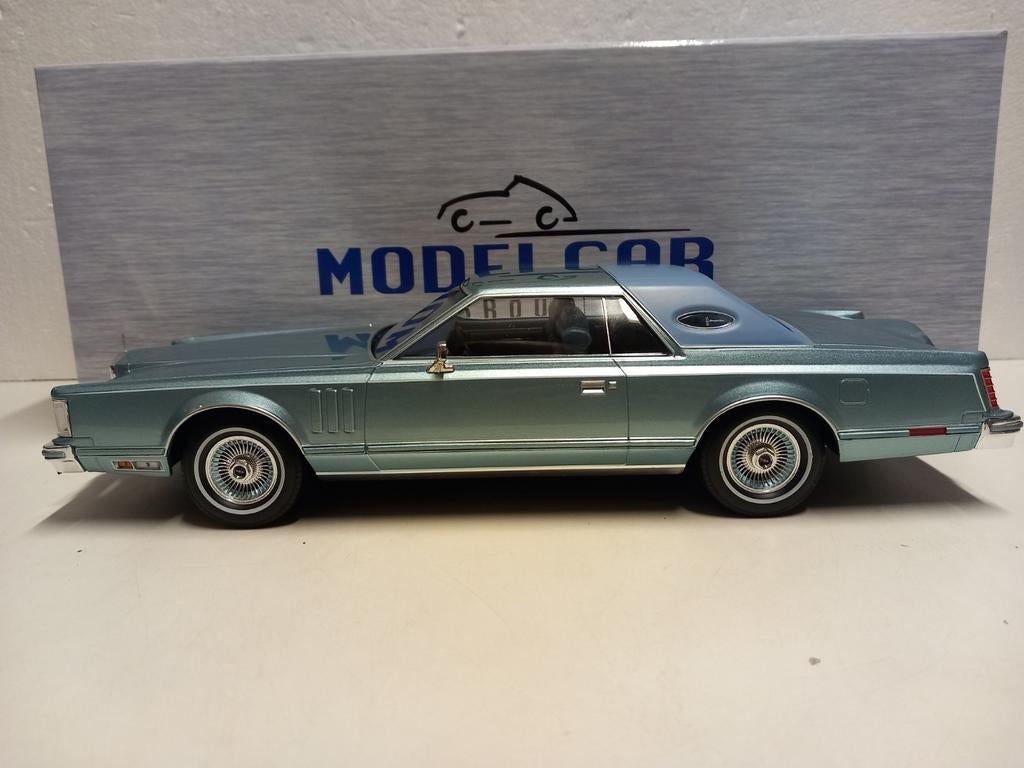 Lincoln Continental Mark V lightblue Mcg 1:18 KRD, Ophalen of Verzenden, Zo goed als nieuw, Auto, Overige merken