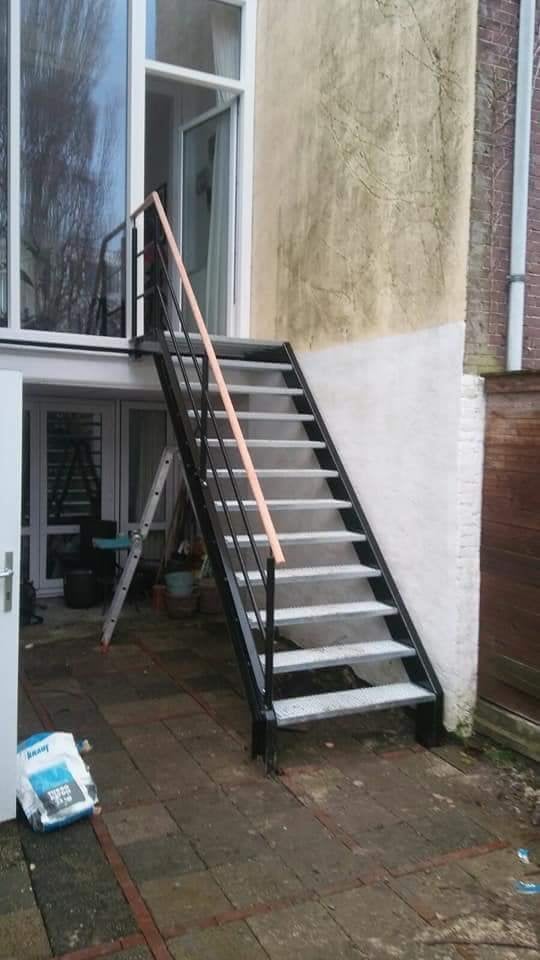 Buitentrap op maat | Stalen buitentrappen, Ophalen of Verzenden, Nieuw, 2 tot 4 meter