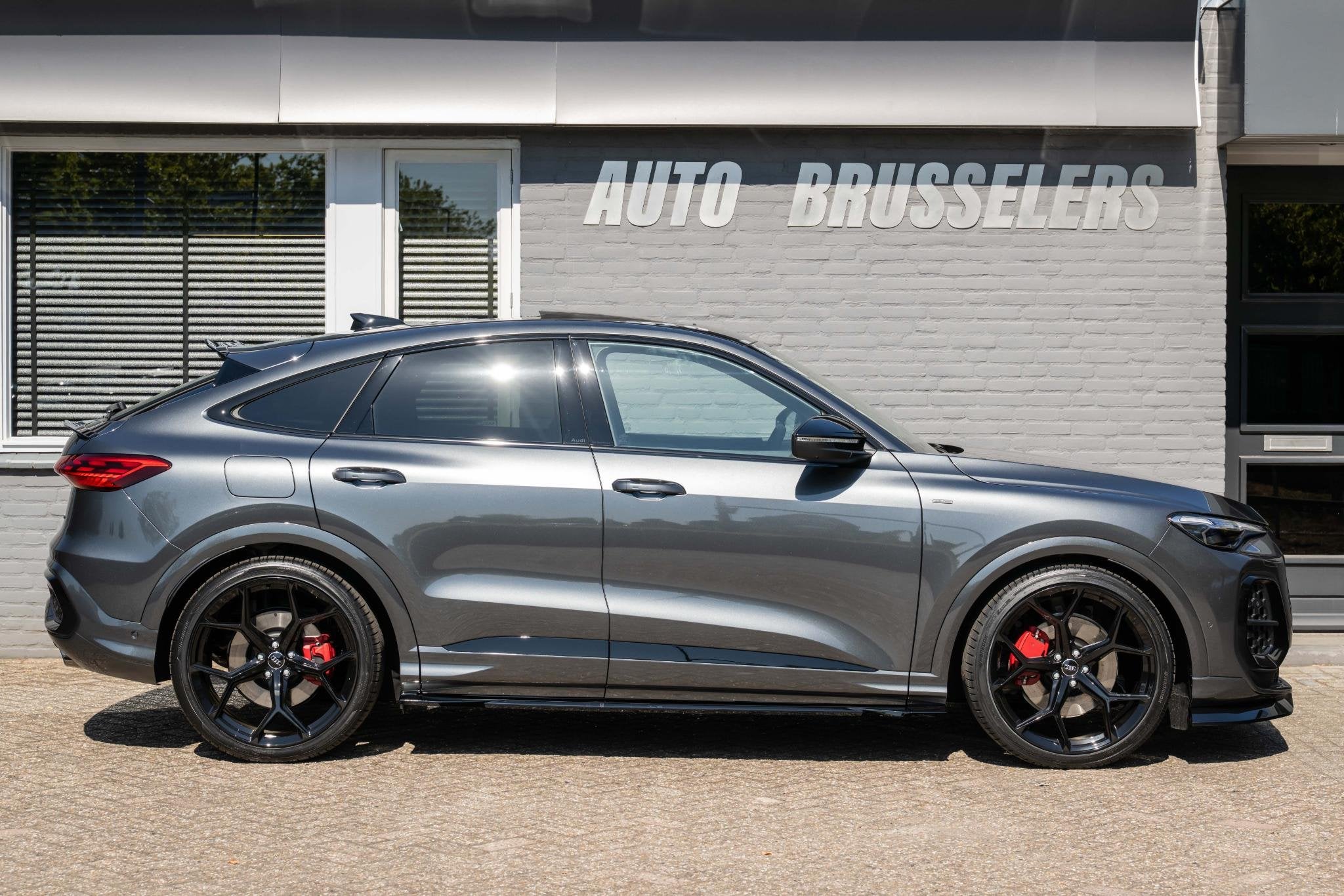 Audi Q5 Sportback 2.0 TFSI e-hybrid quattro S edition Compet, Auto's, Automaat, Stof, Gebruikt, 4 cilinders