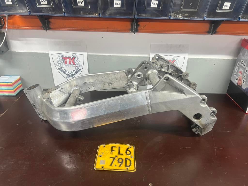 Aprilia rs/derbi gpr frame, Fietsen en Brommers, Brommeronderdelen | Algemeen, Ophalen, Frame, Gebruikt, Nvt