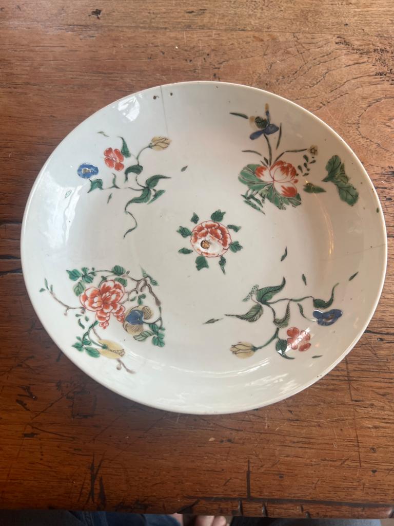 Antiek Famille Rose Bord met Gaatje en Krammen, Ophalen of Verzenden