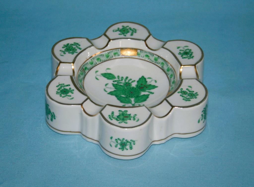 Herend -  " Apponyi " in Green - Large Ashtray - 7700/AV, Overige typen, Ophalen of Verzenden, Zo goed als nieuw, 2de Hands