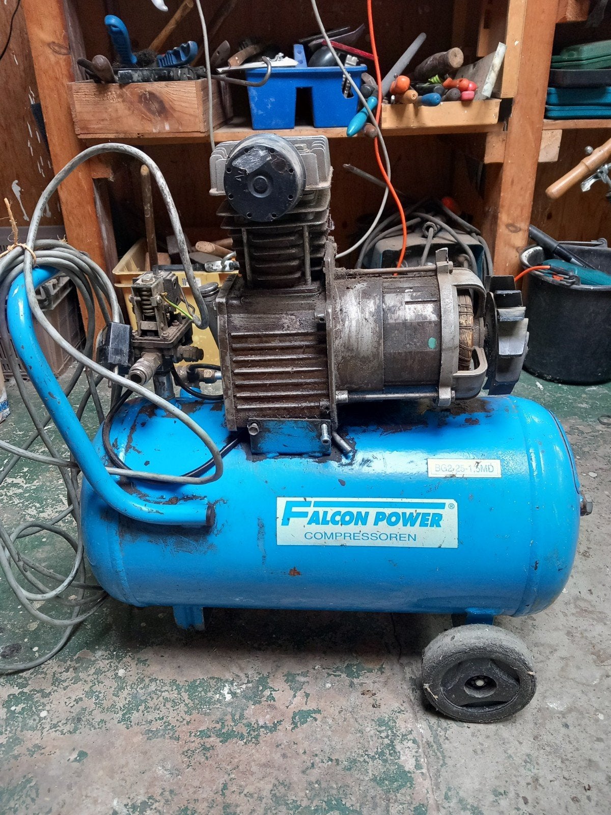 CGA GG 360 Compressor - 24 liter, 10 bar, Doe-het-zelf en Verbouw, Compressors, Ophalen