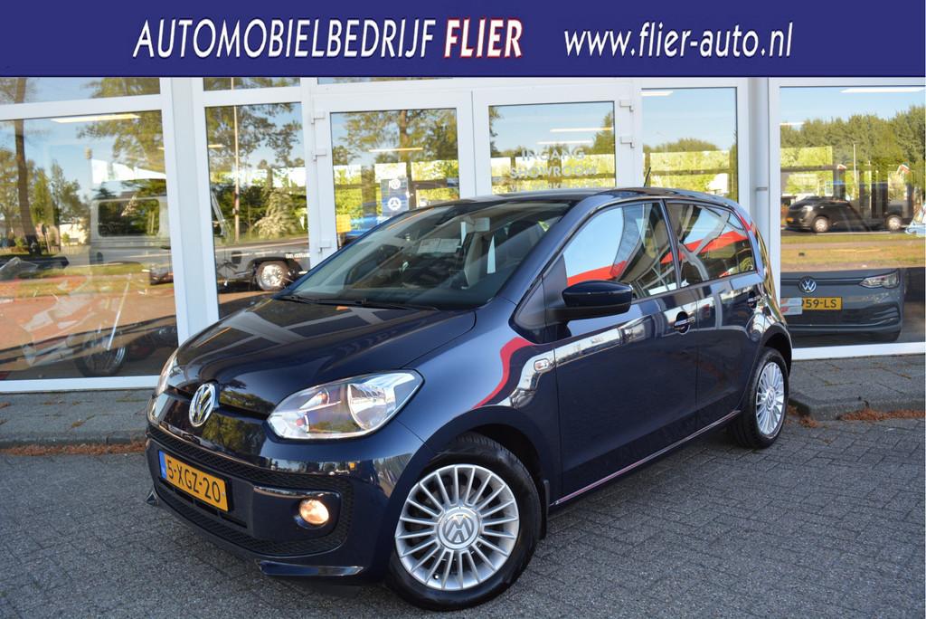 Volkswagen up! 1.0 75PK High Up! Executive | Cruise | PDC |, Voorwielaandrijving, Euro 5, Gebruikt, 840 kg