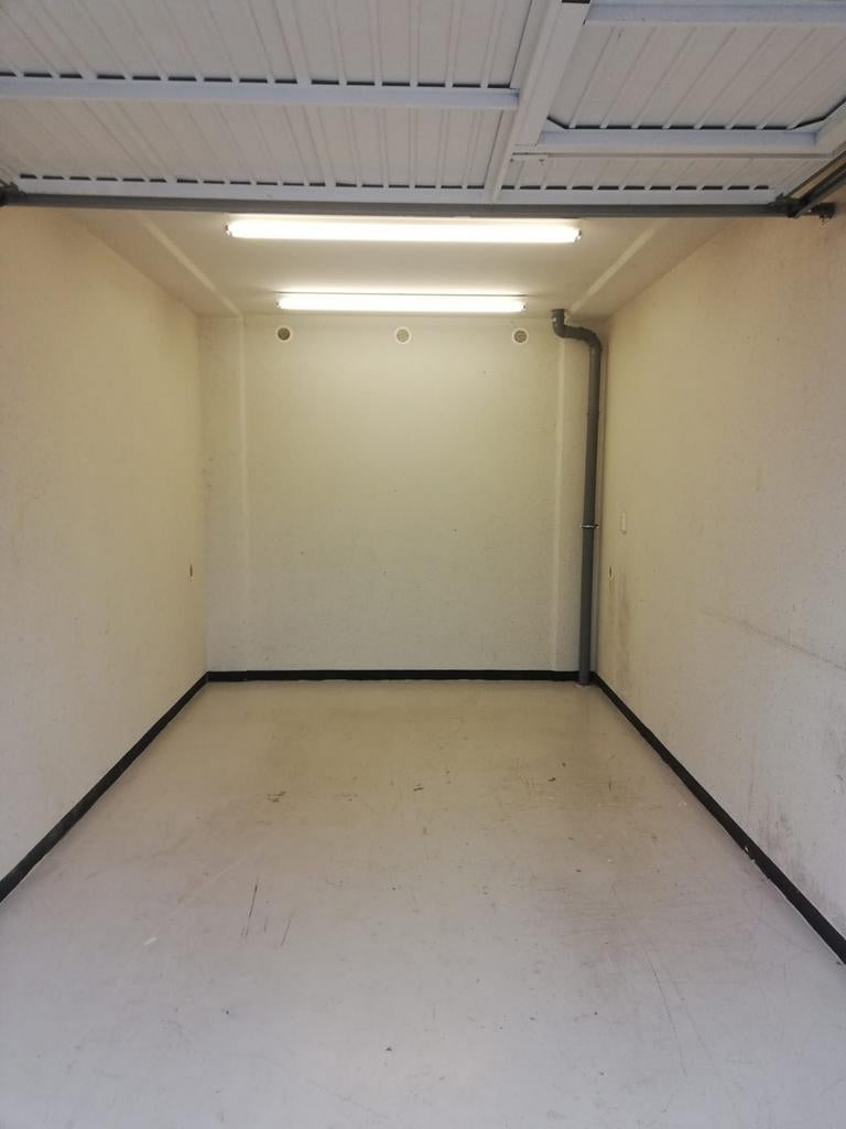 Te Huur Garagebox/Hobbybox Zoetermeer/Benthuizen, Auto diversen, Autostallingen en Garages