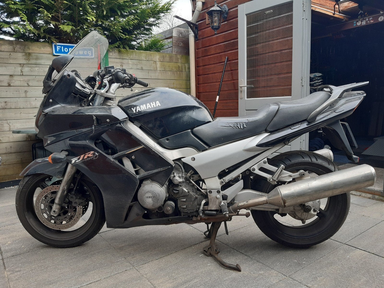 Yamaha FJR1300 Frame + Diverse onderdelen. Model 2001/2002., Ophalen of Verzenden