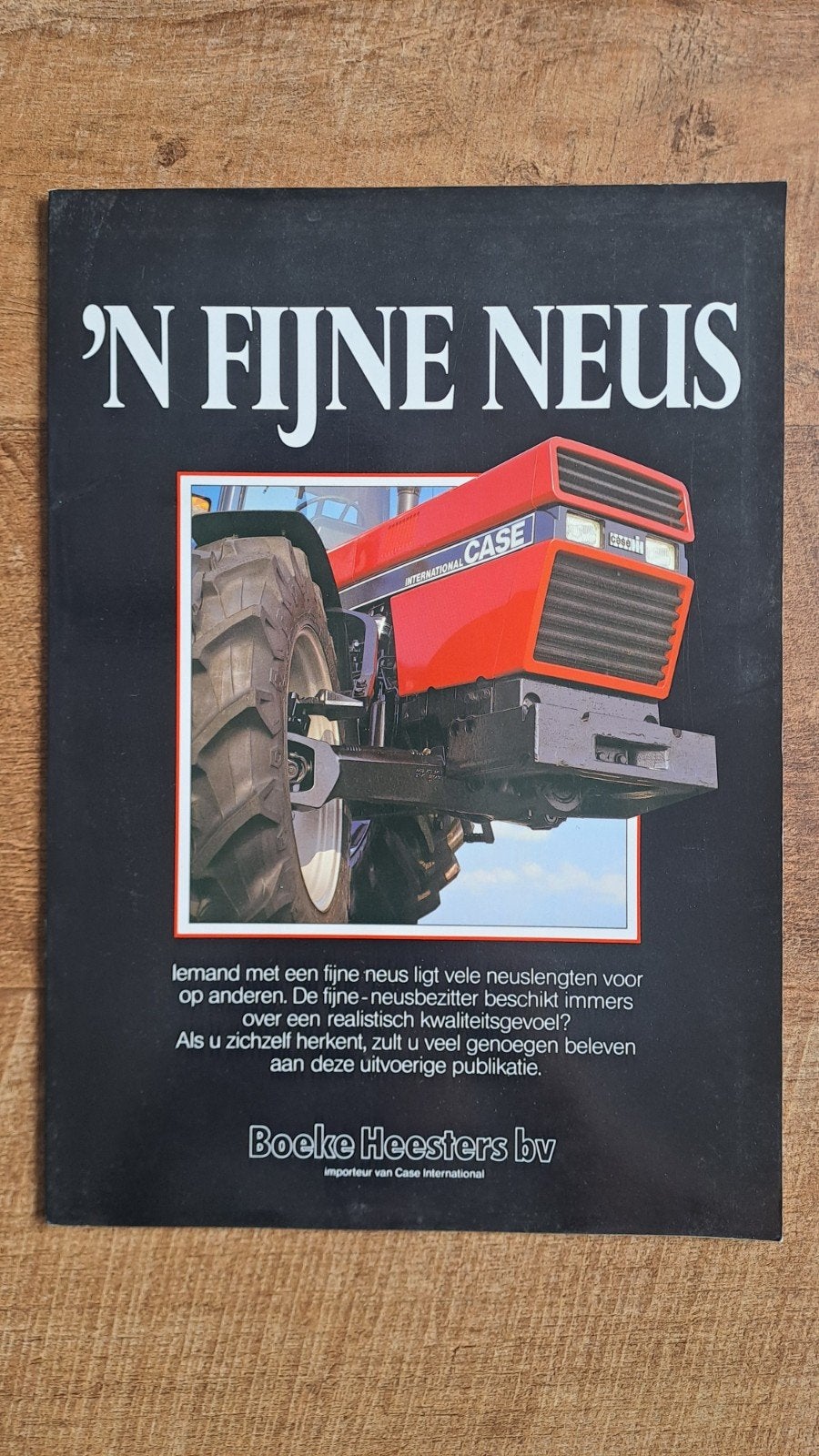 folder 'N FIJNE NEUS van CASE IH INTERNATIONAL tractoren, Ophalen of Verzenden, Zo goed als nieuw, Folder