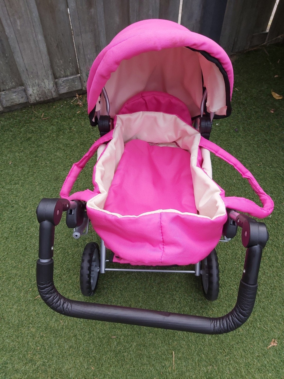 Roze kinder poppenwagen met reiswieg, Ophalen, Gebruikt, Babypop