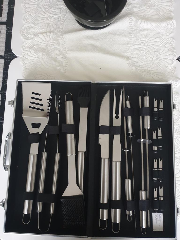 BARBECUE SET  ALLES IN DE KOFFER  NIEUW, Ophalen, Nieuw, Potlood of Stift