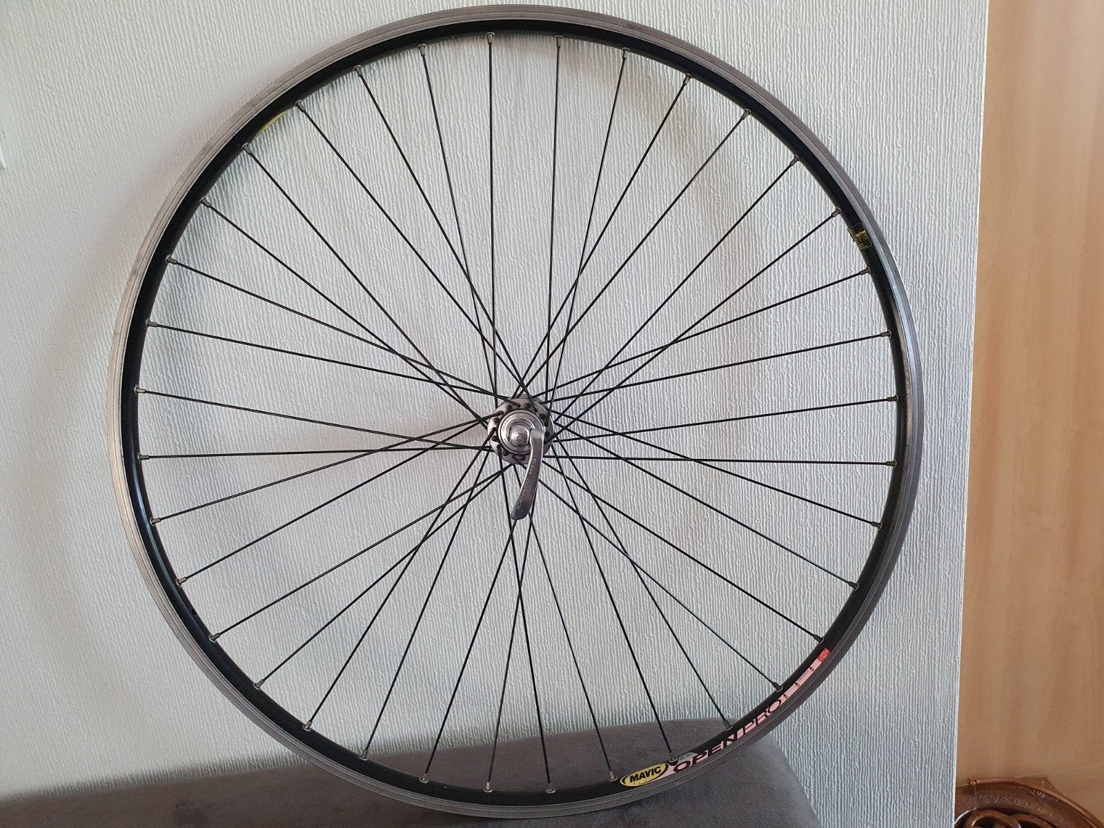 Racefiets wiel Dura-Ace naaf 28inch, Fietsen en Brommers, Fietsonderdelen, Wiel, Ophalen of Verzenden, Zo goed als nieuw, Aluminium