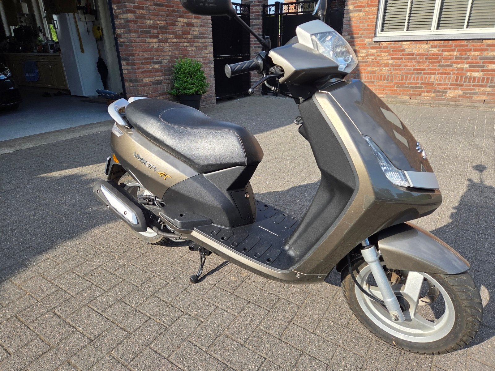 Peugeot Vivacity 4T - blauw kenteken Prima staat 60 km uur, Ophalen, Gebruikt, Maximaal 45 km/u, Benzine