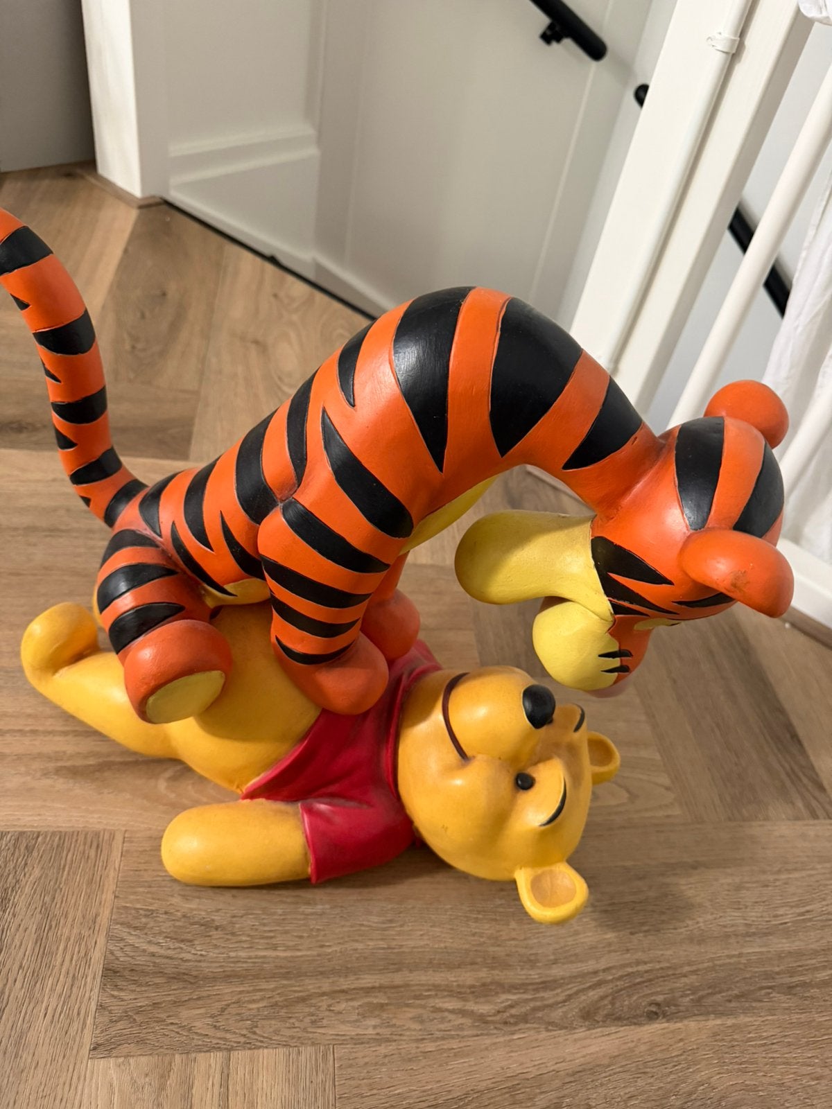 Winnie the pooh en tijgertje beeld, Ophalen