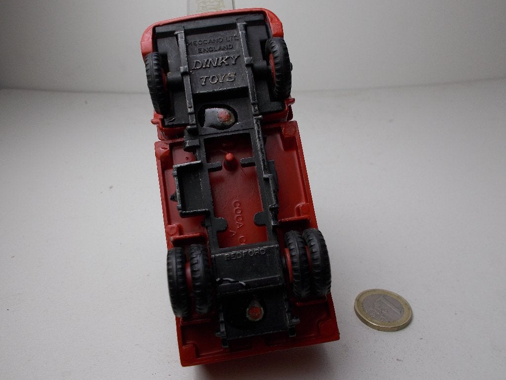 1966 Dinky Toys 402 BEDFORD COCA COLA TRUCK (Gerestaureerd.), Ophalen of Verzenden, Gebruikt, Bus of Vrachtwagen, Dinky Toys