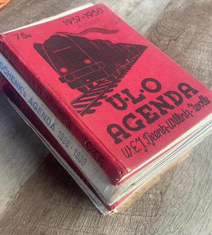 Vijf vooroorlogse Nederlandse agenda’s (1937-1942), Verzamelen, Verzenden