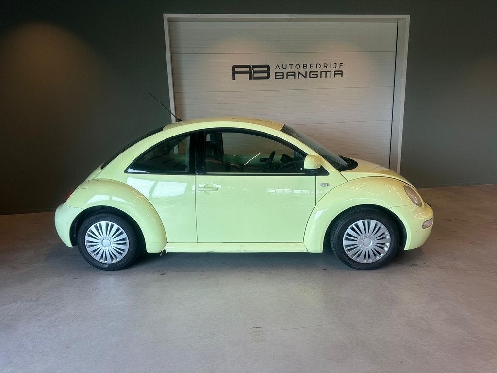 Volkswagen New Beetle 2.0i HIGHLINE-uitvoering/AIRCONDITIONI, Auto's, Volkswagen, Stof, Gebruikt, Beetle (Kever), 4 cilinders