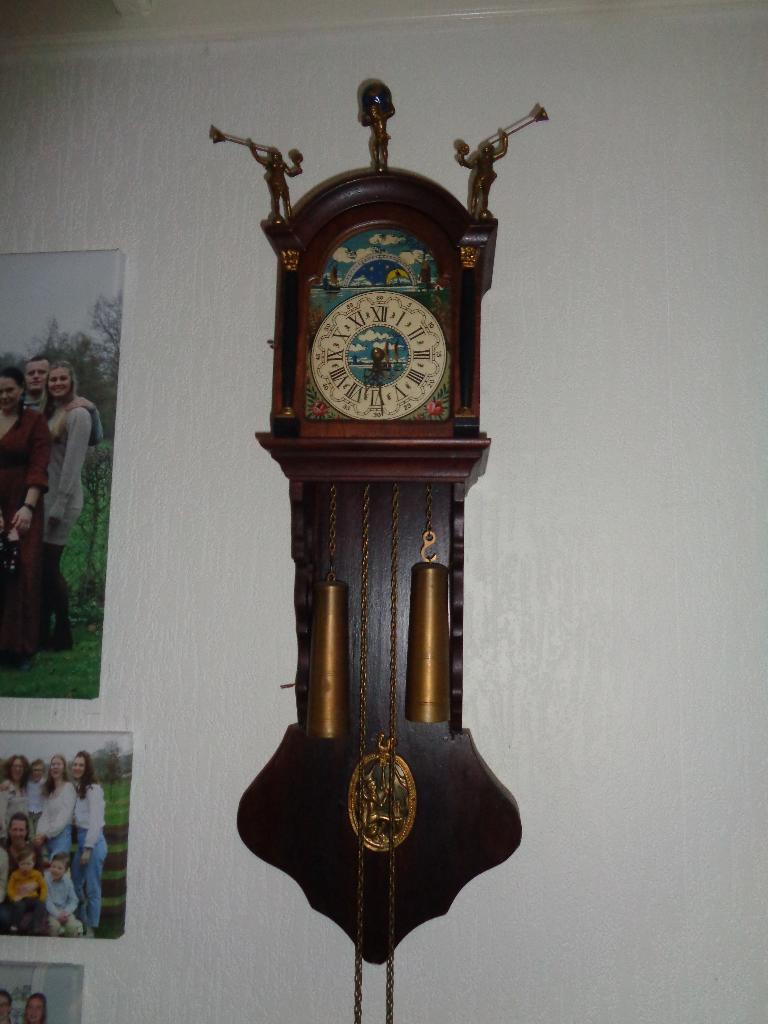 Mooie Oude EIKEN Houten Hangklok met Gewichten ., Antiek en Kunst, Antiek | Klokken, Ophalen