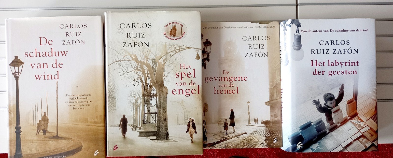 Carlos Ruiz Zafón - De Schaduw van de Wind serie (4 boeken), Boeken, Verzenden, Gelezen, Carlos Ruiz Zafón, Nederland