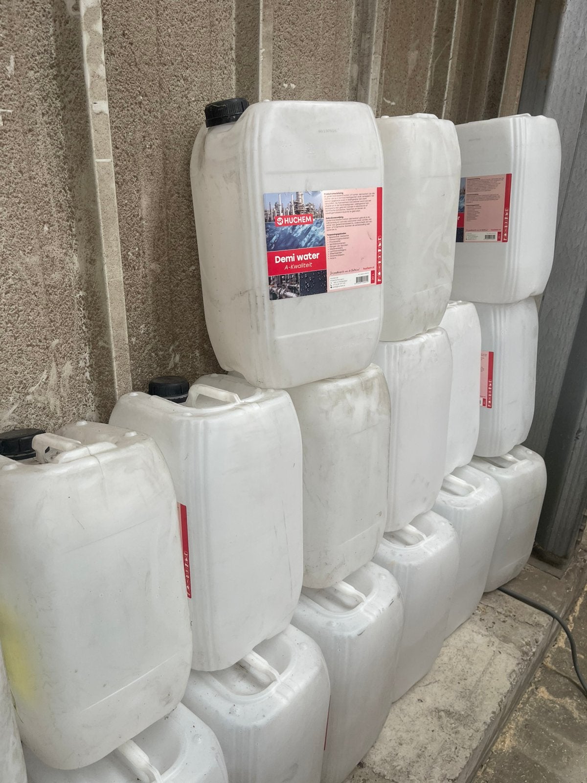 Jerrycans, Tuin en Terras, Minder dan 75 liter, Ophalen, Zo goed als nieuw