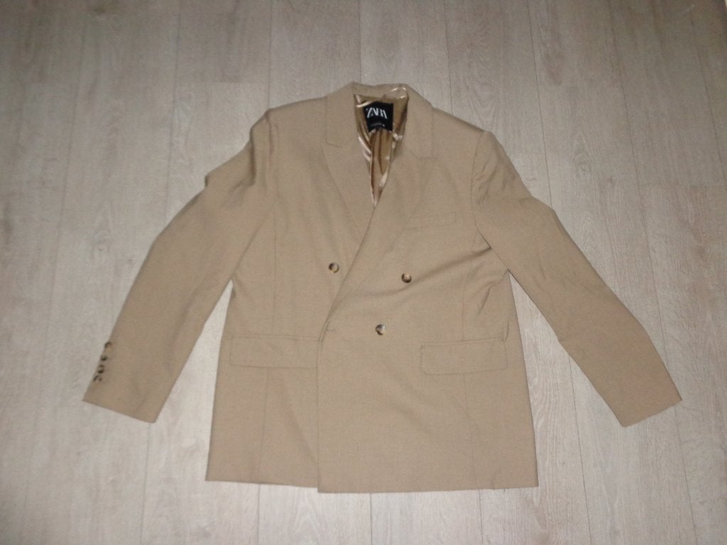 beige/lichtbruine damesblazer van Zara, maat XL, Beige, Maat 46/48 (XL) of groter, Ophalen of Verzenden, Zo goed als nieuw