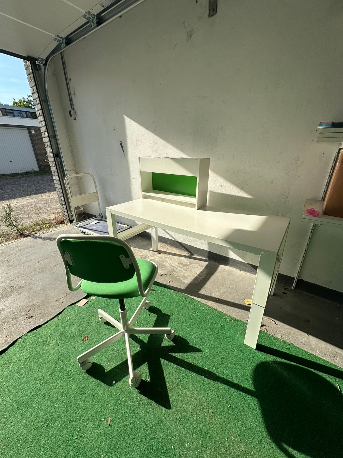 Ikea Kinderbureau met stoel, Ophalen, Zo goed als nieuw, Tafel(s) en Stoel(en)
