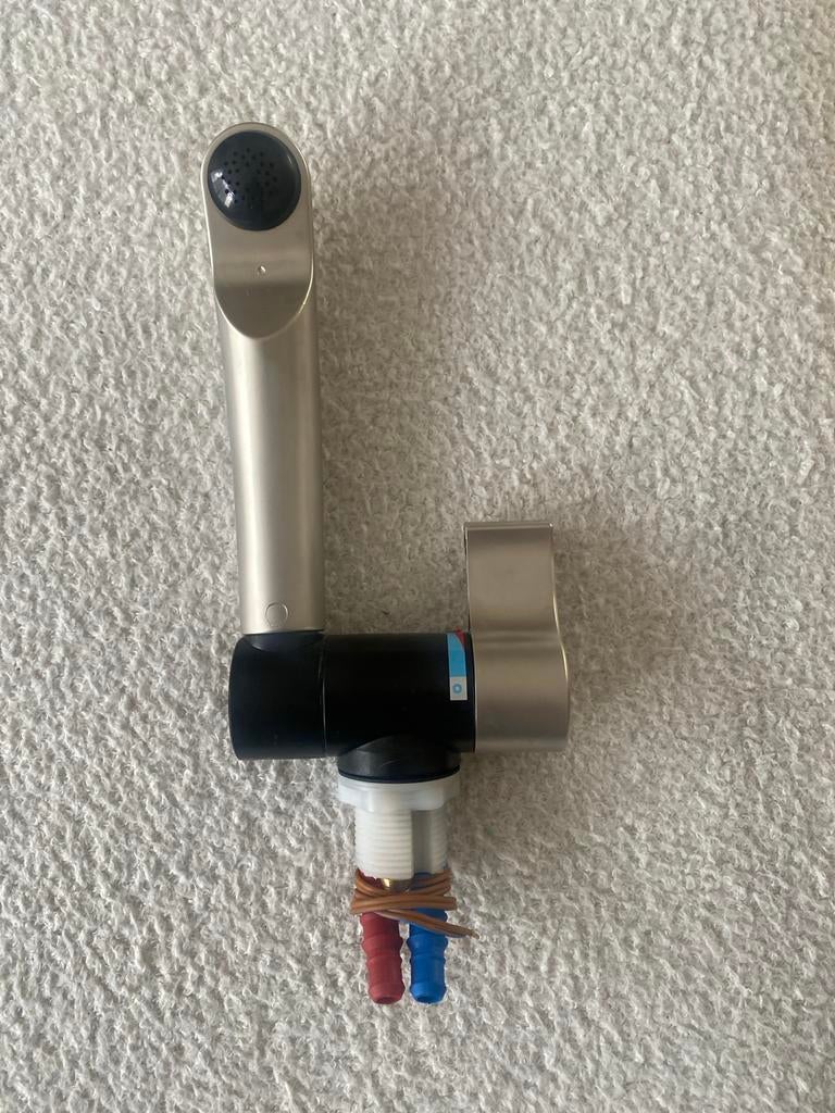 Mengkraan 12V, Rechte Uitloop , Microschakelaar rond 27 mm, Ophalen of Verzenden, Nieuw, Kraan