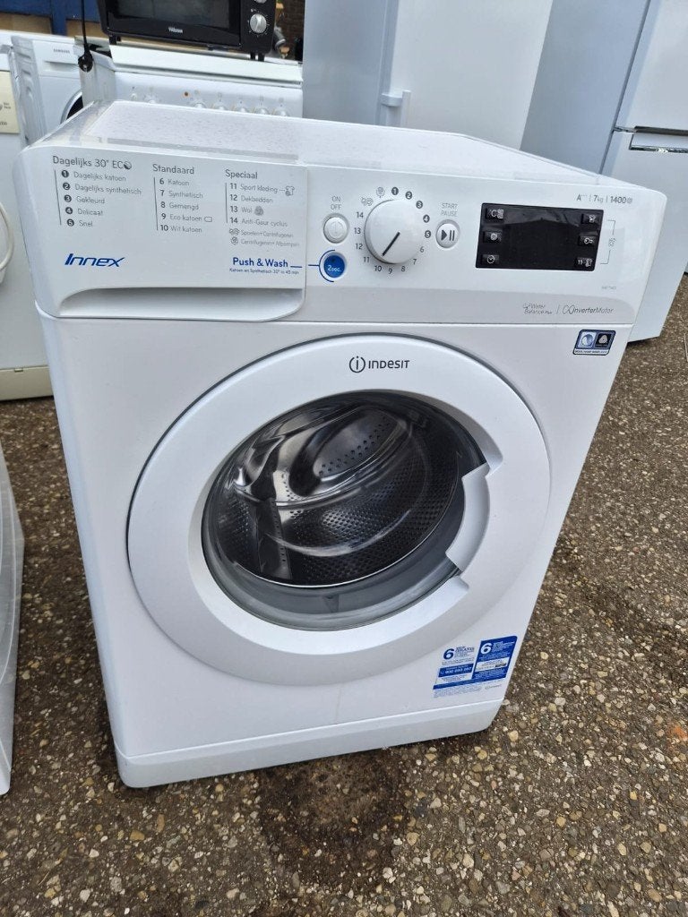 Indesit Innex Wasmachine 7kg 1400 toeren Inverter M  CS27225, Ophalen, Gebruikt, Voorlader, Kort programma