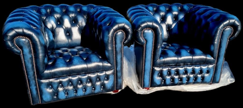 2x Chesterfield showroommodel club fauteuil + GRATIS BEZORGD