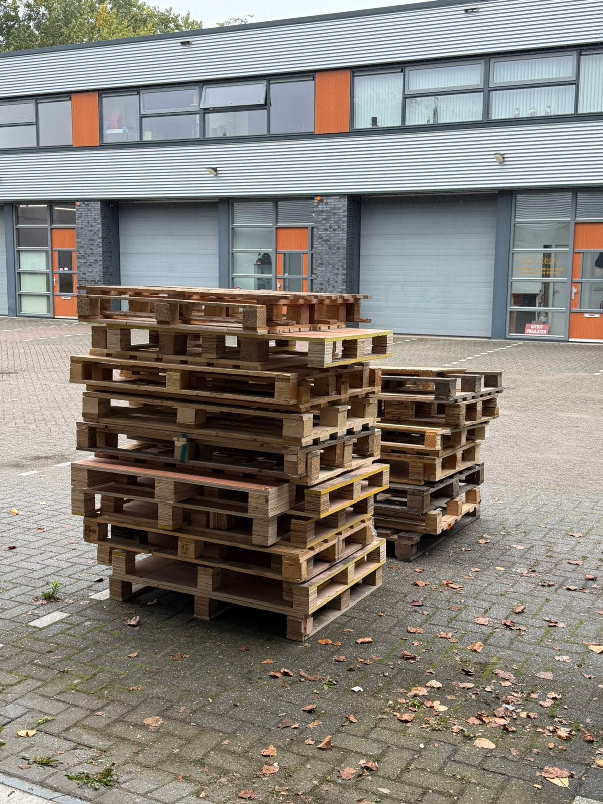 30 pallets en 7 europallets, Ophalen, Zo goed als nieuw, Pallet, Minder dan 200 cm